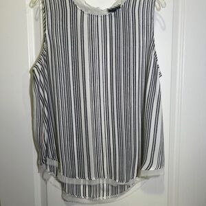 Who What Wear Gray Pleated Tank Top